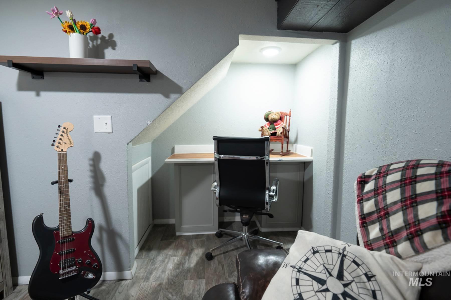 976 Desert View Dr., Twin Falls, Idaho 83301, 4 Bedrooms, 3 Bathrooms, Residential For Sale, Price $449,000,MLS 98982546