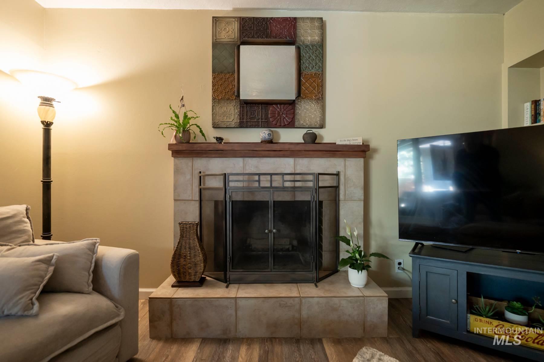 976 Desert View Dr., Twin Falls, Idaho 83301, 4 Bedrooms, 3 Bathrooms, Residential For Sale, Price $449,000,MLS 98982546