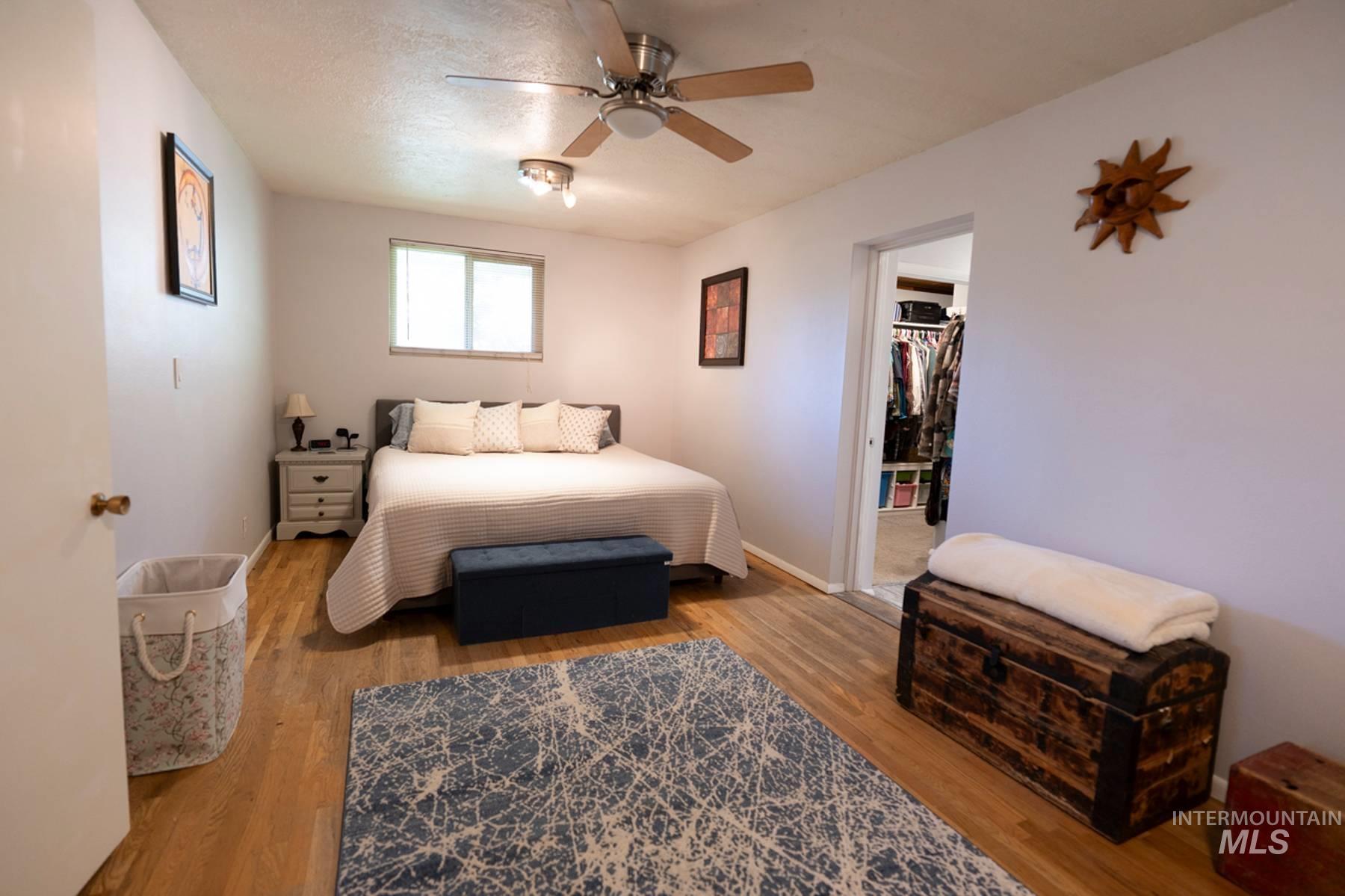 976 Desert View Dr., Twin Falls, Idaho 83301, 4 Bedrooms, 3 Bathrooms, Residential For Sale, Price $449,000,MLS 98982546