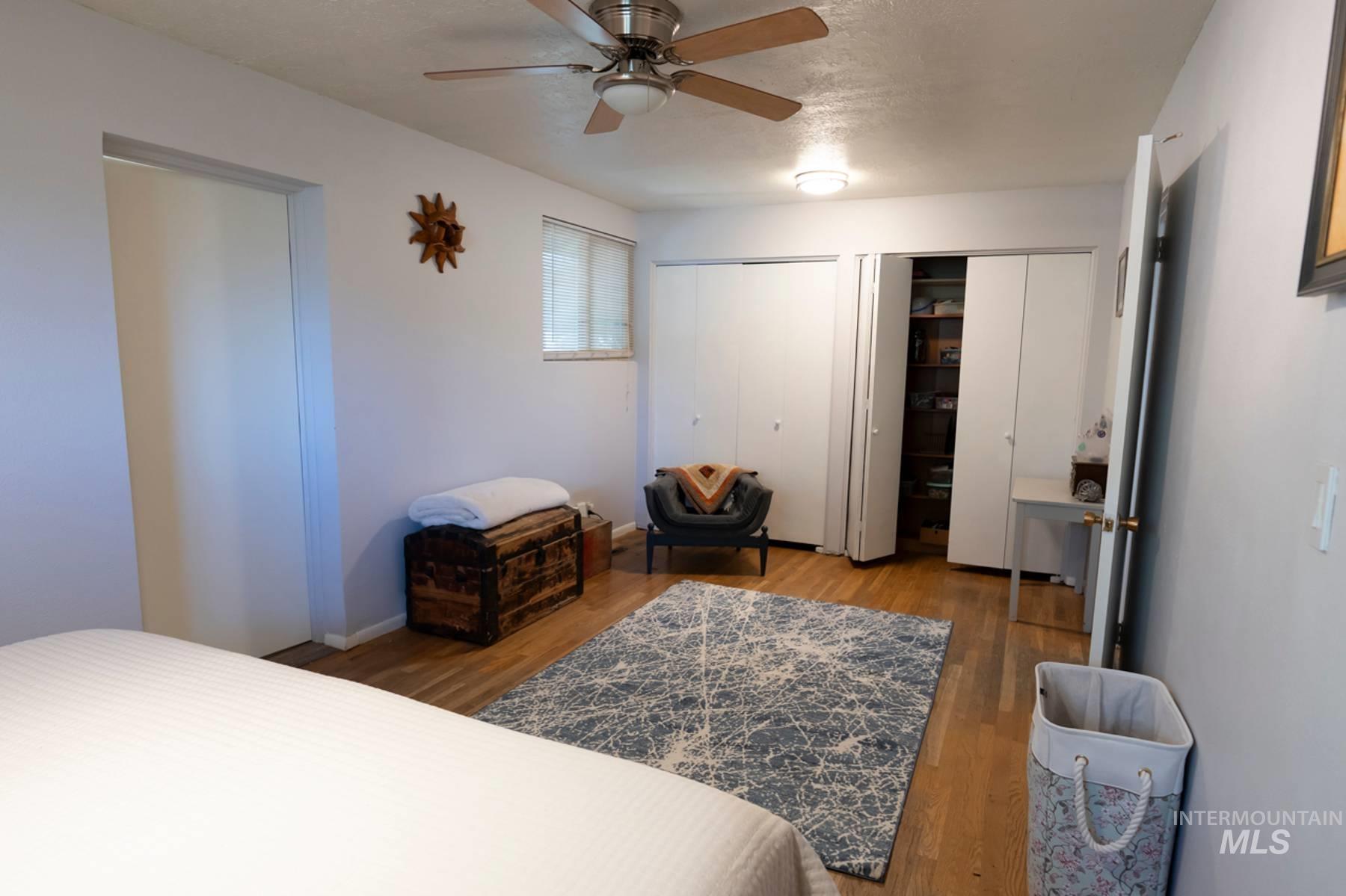 976 Desert View Dr., Twin Falls, Idaho 83301, 4 Bedrooms, 3 Bathrooms, Residential For Sale, Price $449,000,MLS 98982546