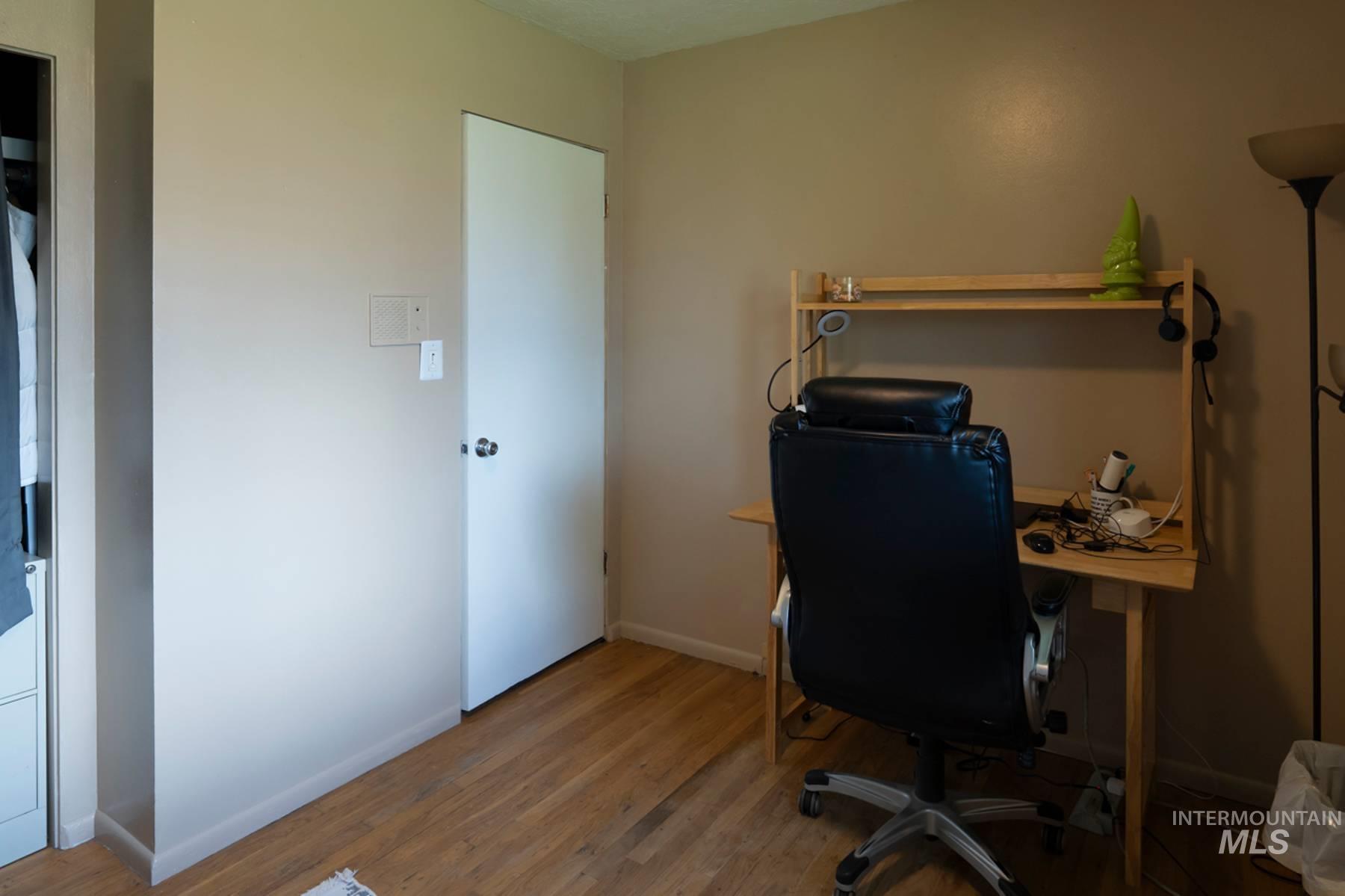 976 Desert View Dr., Twin Falls, Idaho 83301, 4 Bedrooms, 3 Bathrooms, Residential For Sale, Price $449,000,MLS 98982546