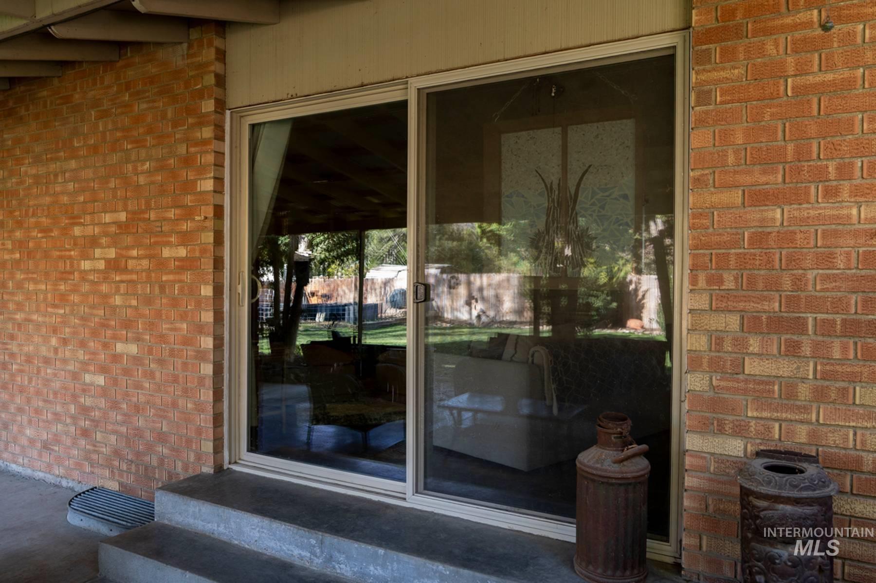 976 Desert View Dr., Twin Falls, Idaho 83301, 4 Bedrooms, 3 Bathrooms, Residential For Sale, Price $449,000,MLS 98982546