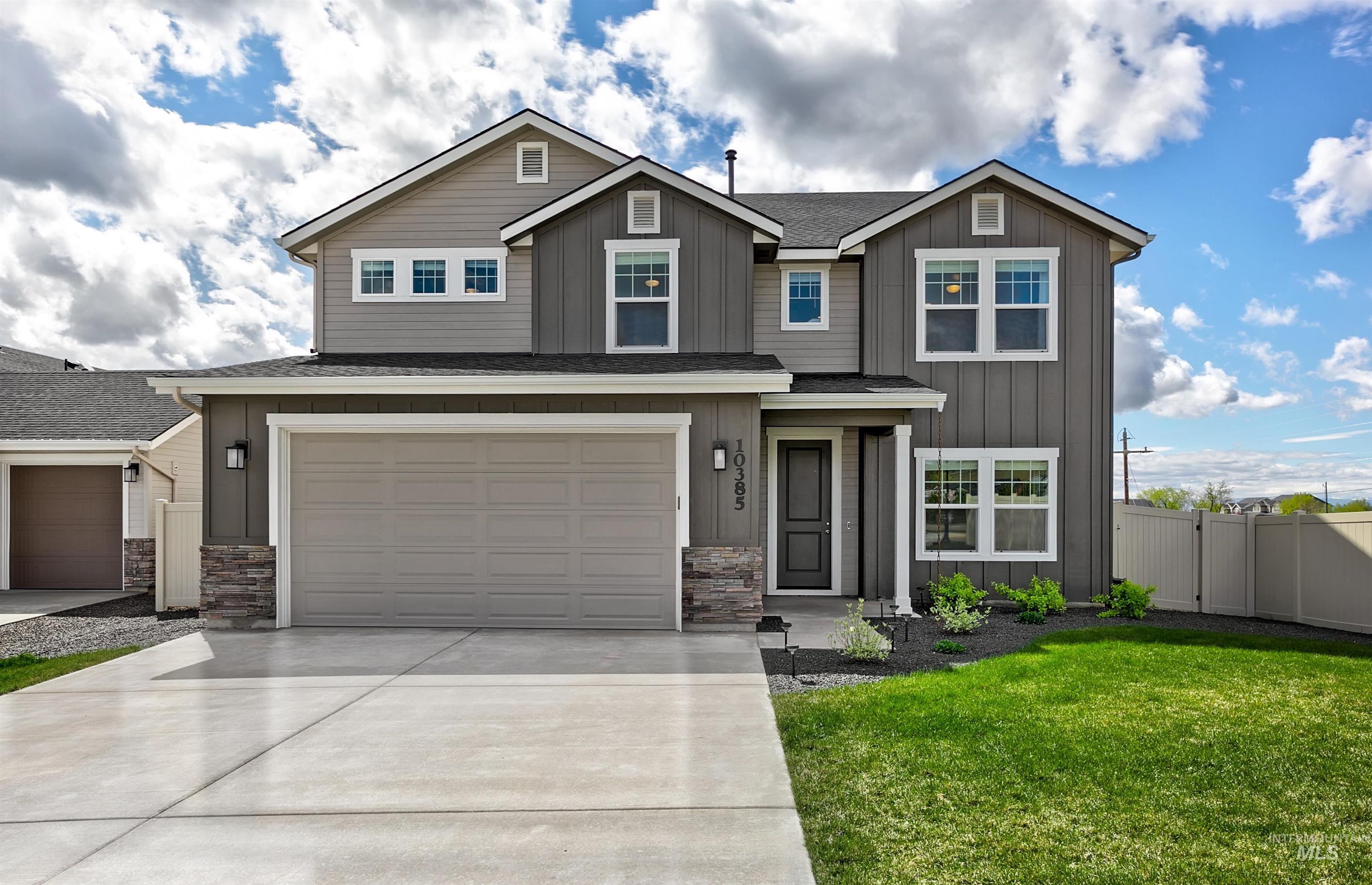 10385 W Mauve Clover Lane, Star, Idaho 83669, 4 Bedrooms, 2.5 Bathrooms, Residential For Sale, Price $569,500,MLS 98982547
