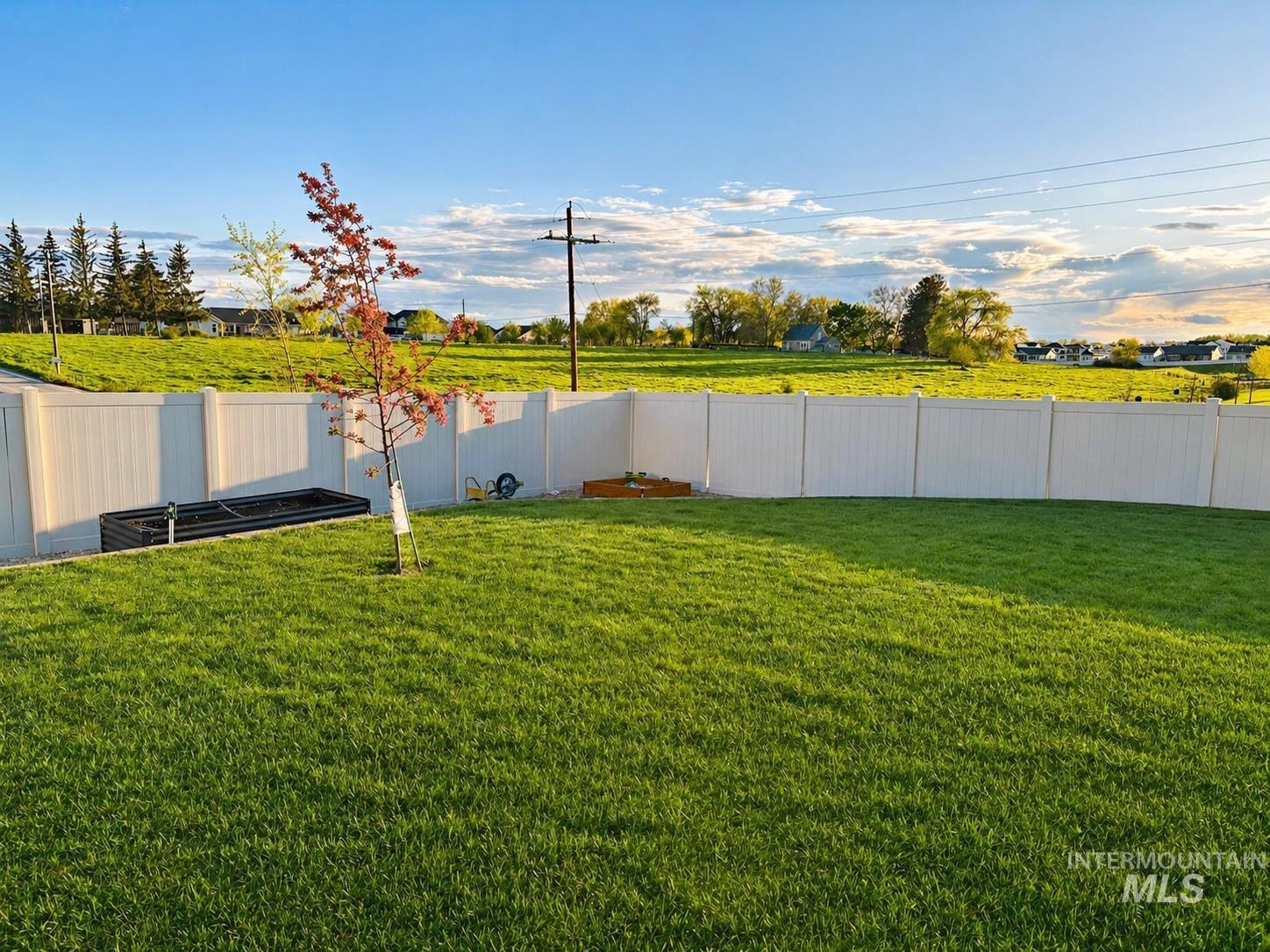 10385 W Mauve Clover Lane, Star, Idaho 83669, 4 Bedrooms, 2.5 Bathrooms, Residential For Sale, Price $569,500,MLS 98982547