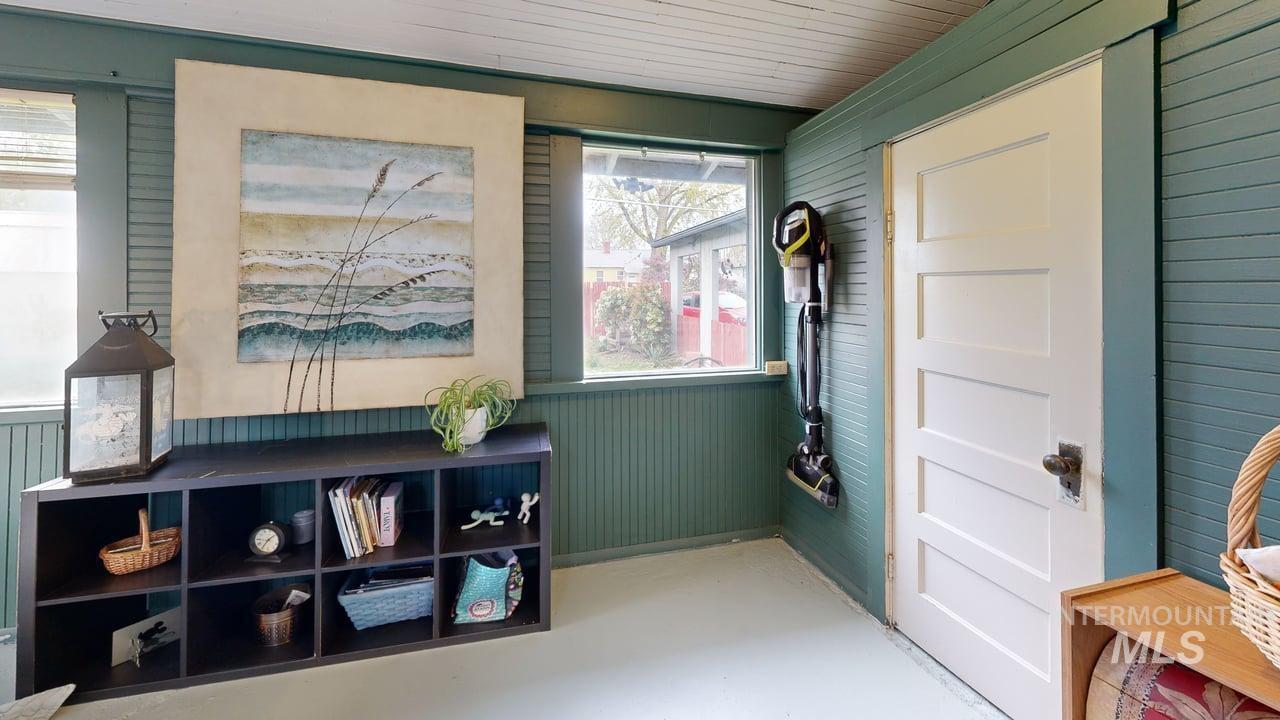 607 Burns Street, Clarkston, Washington 99403, 3 Bedrooms, 1 Bathroom, Residential For Sale, Price $289,900, 98982550