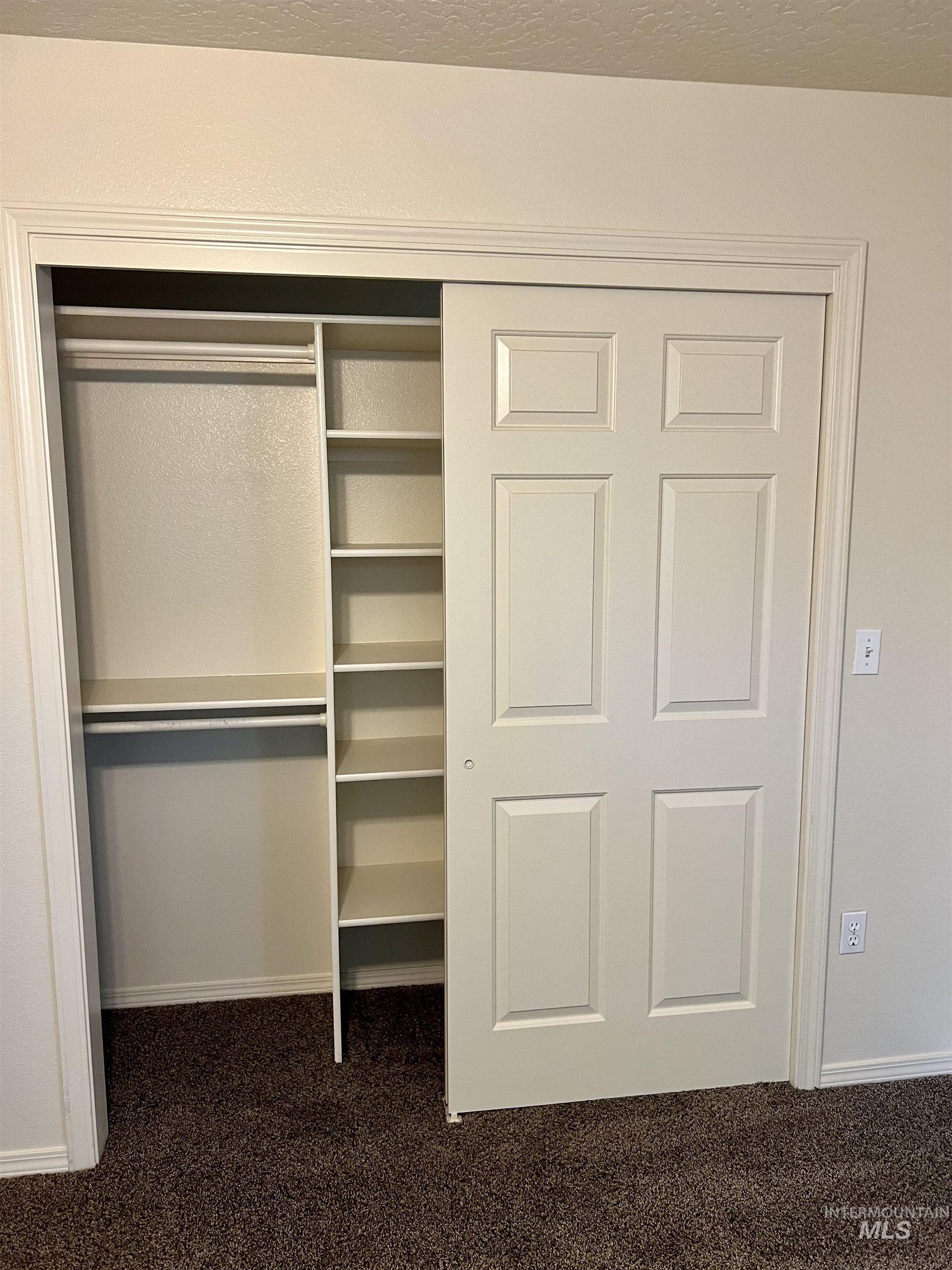 7949 W Holt Ct., Boise, Idaho 83704, 3 Bedrooms, 2.5 Bathrooms, Residential For Sale, Price $355,000, 98982551