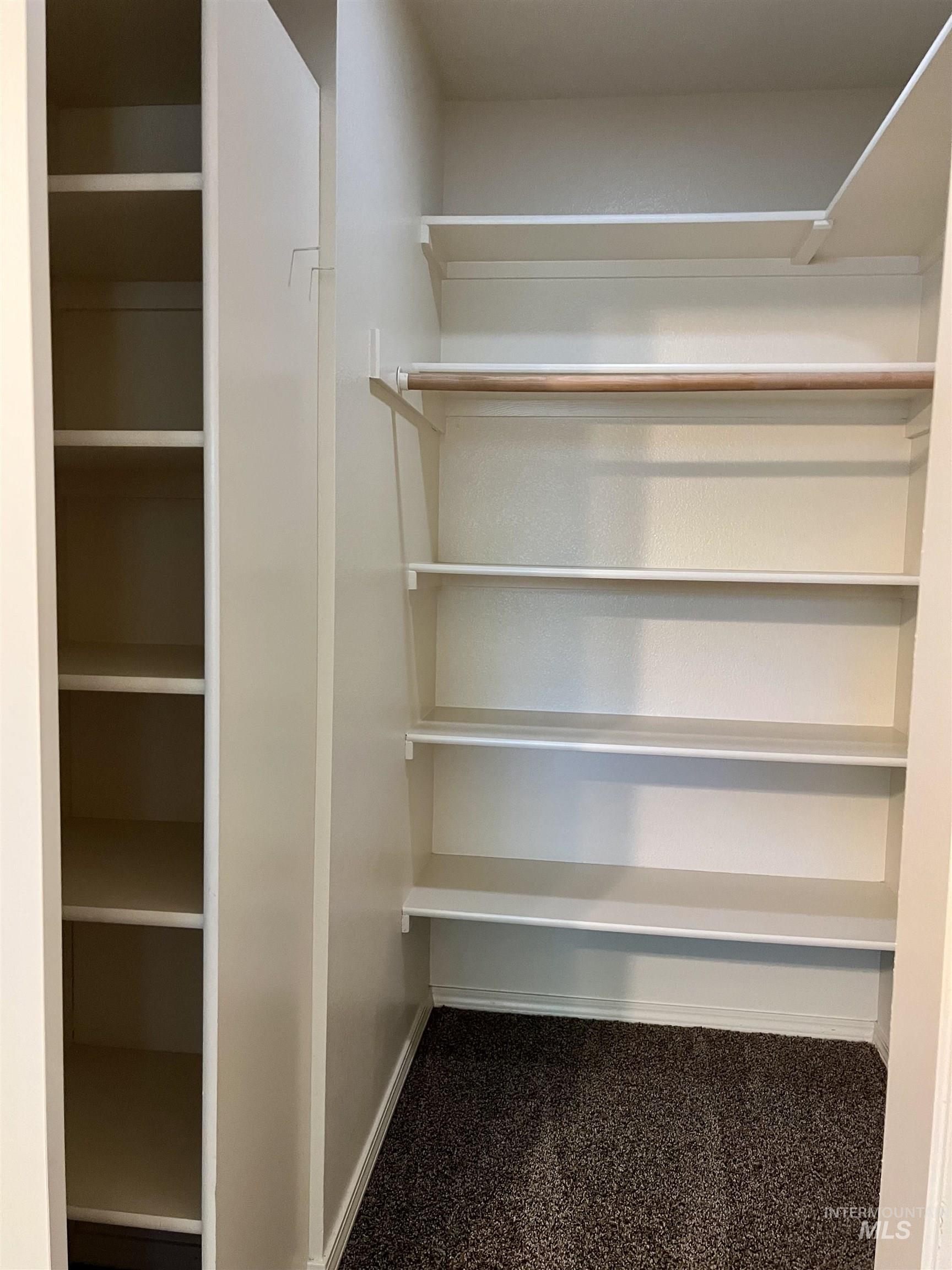 7949 W Holt Ct., Boise, Idaho 83704, 3 Bedrooms, 2.5 Bathrooms, Residential For Sale, Price $355,000, 98982551