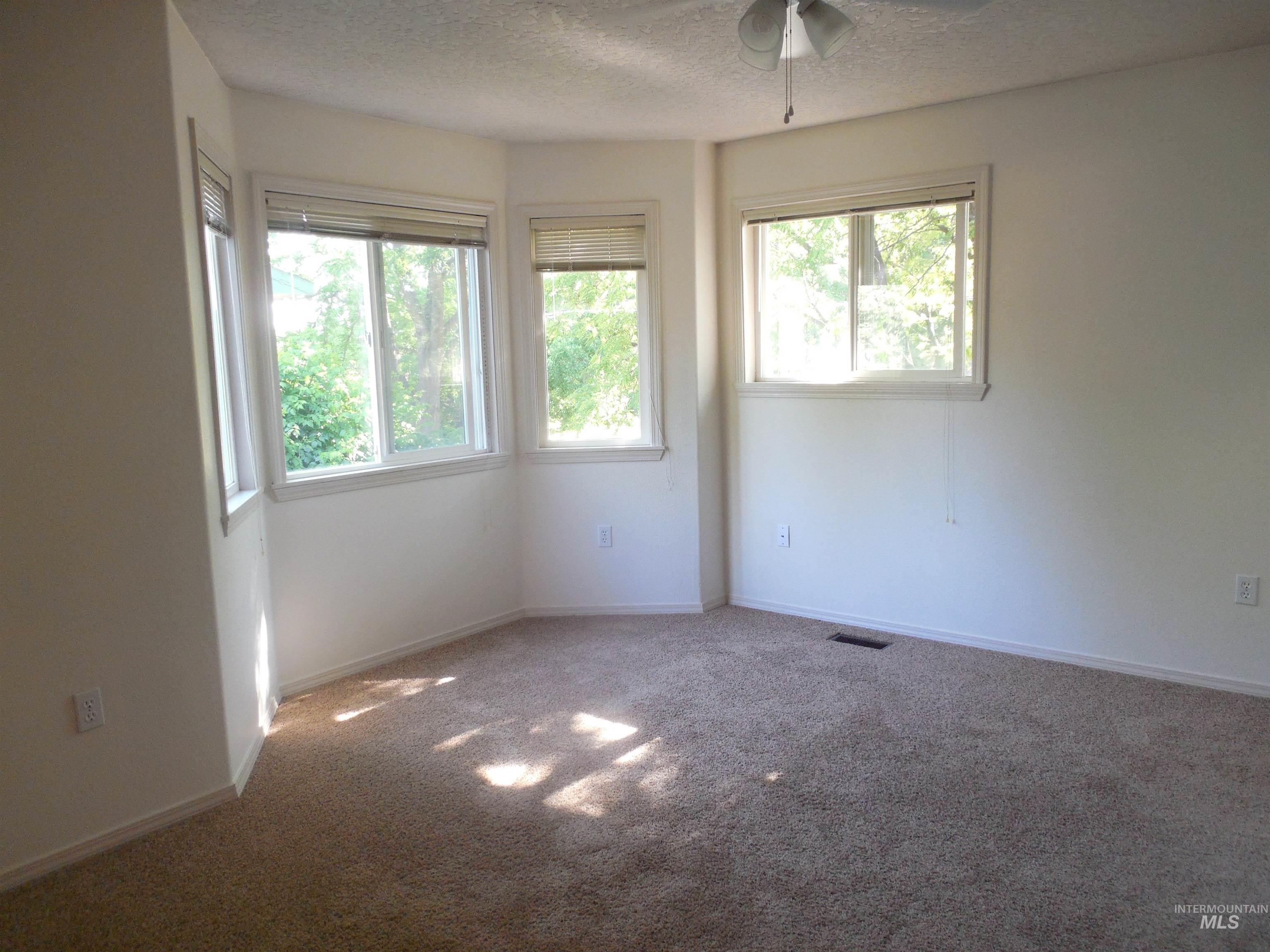 7937 W Holt Ct., Boise, Idaho 83704, 2 Bedrooms, 2.5 Bathrooms, Residential For Sale, Price $313,000, 98982552