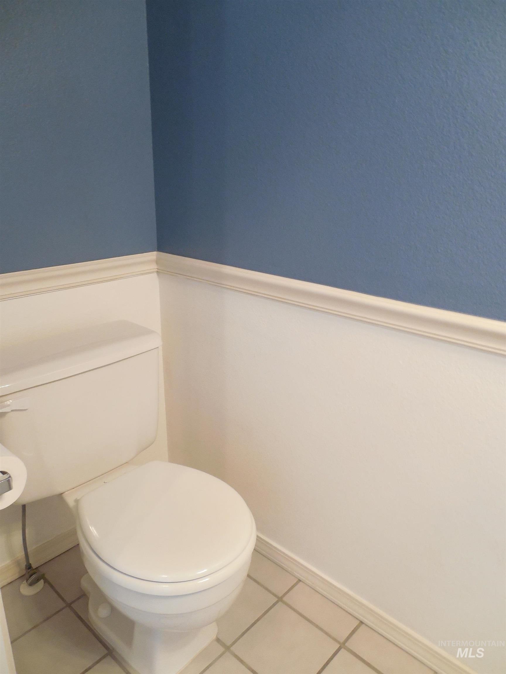 7937 W Holt Ct., Boise, Idaho 83704, 2 Bedrooms, 2.5 Bathrooms, Residential For Sale, Price $313,000, 98982552