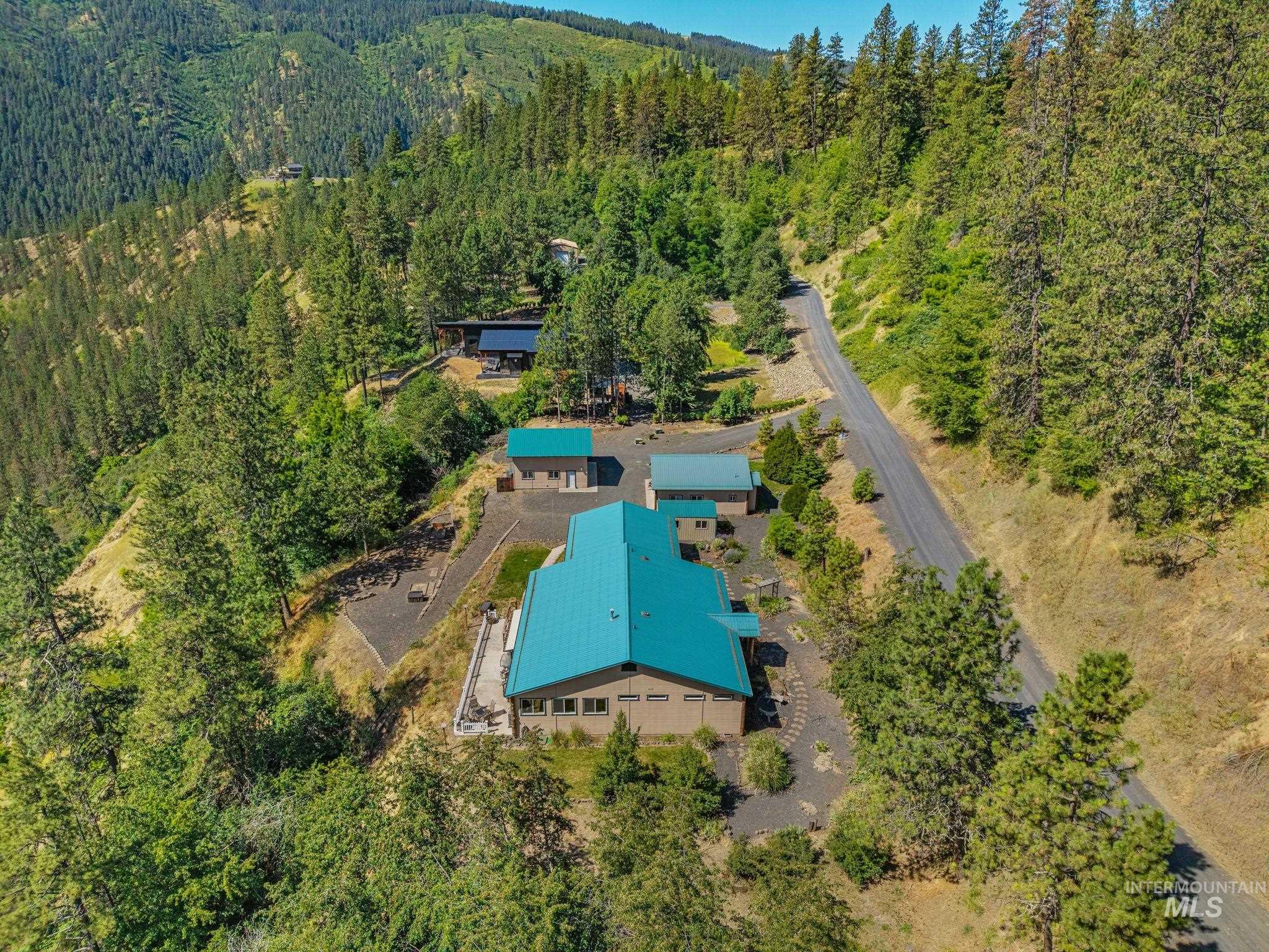 809 River Pointe Lane, Lenore, Idaho 83541, 2 Bedrooms, 2 Bathrooms, Residential For Sale, Price $995,000, 98982553