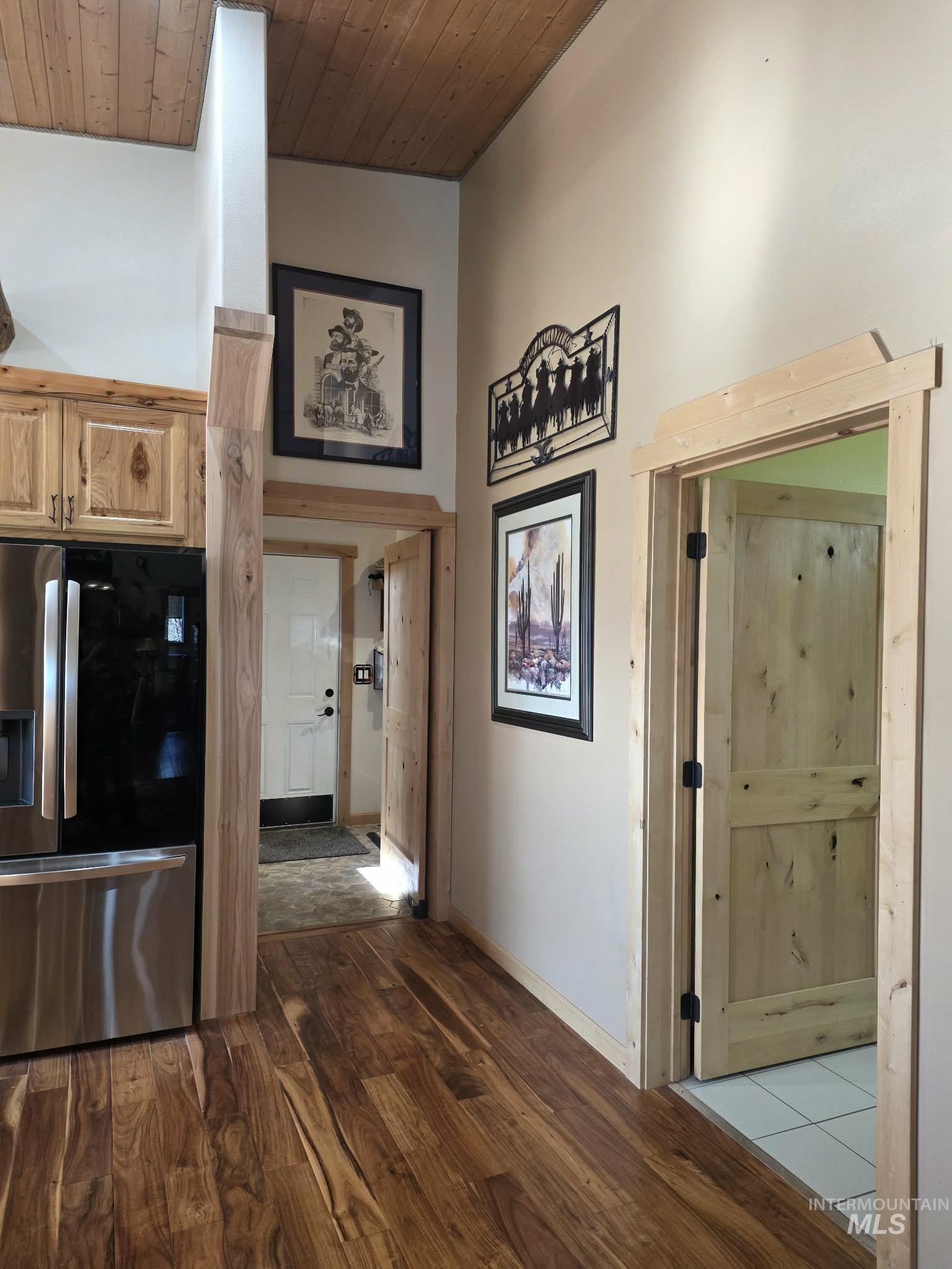 809 River Pointe Lane, Lenore, Idaho 83541, 2 Bedrooms, 2 Bathrooms, Residential For Sale, Price $995,000, 98982553