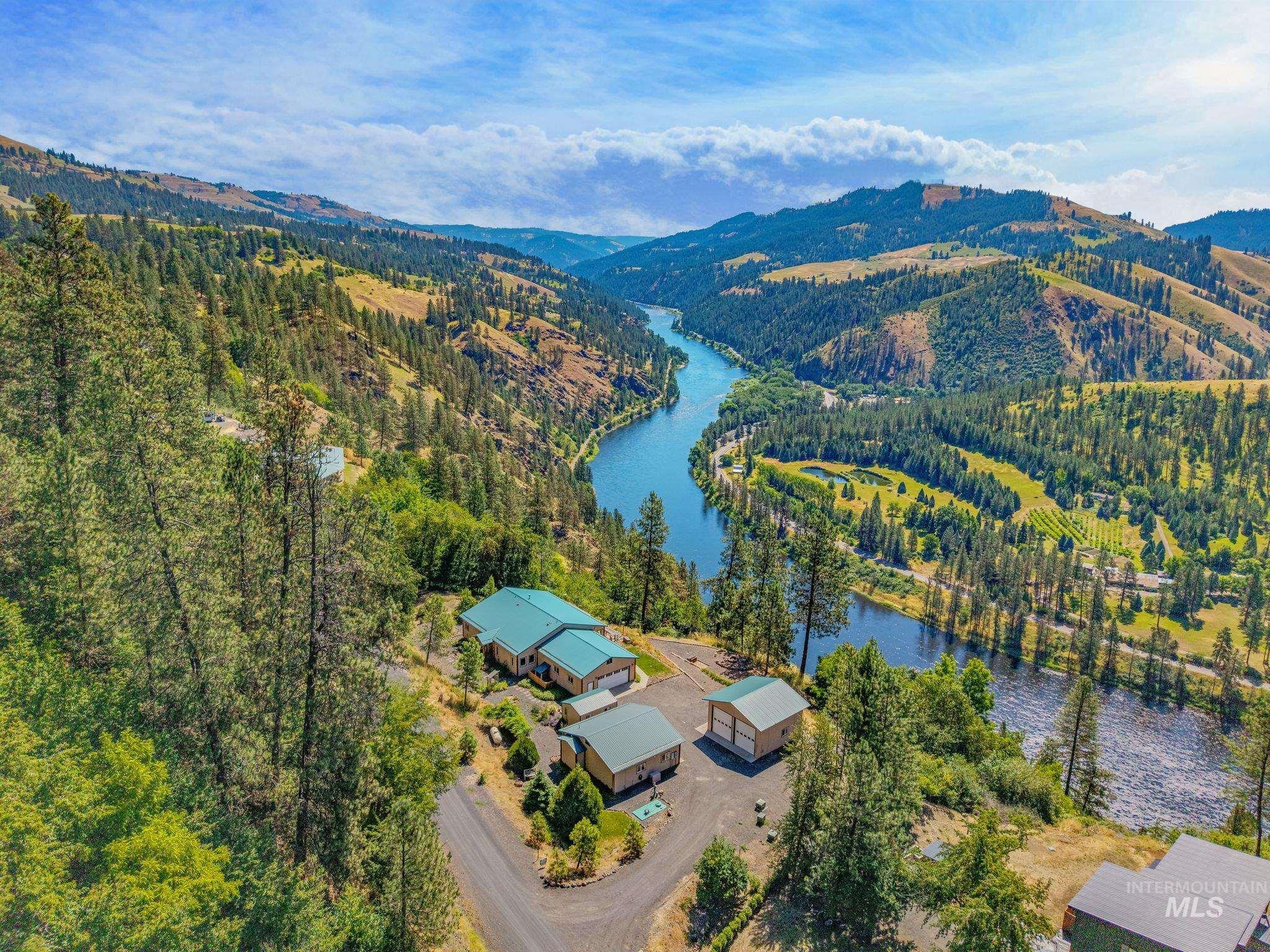 809 River Pointe Lane, Lenore, Idaho 83541, 2 Bedrooms, 2 Bathrooms, Residential For Sale, Price $995,000, 98982553