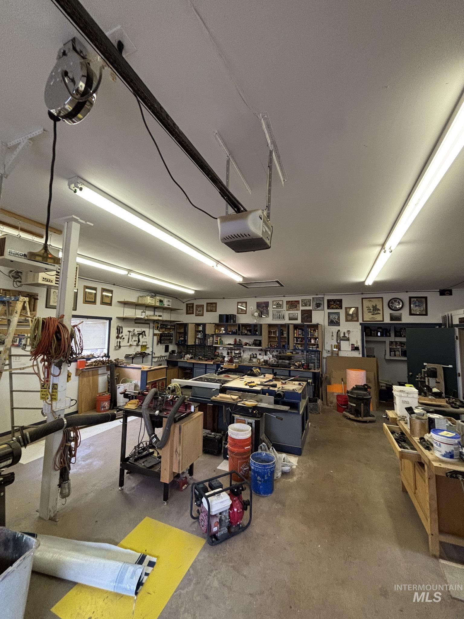 809 River Pointe Lane, Lenore, Idaho 83541, 2 Bedrooms, 2 Bathrooms, Residential For Sale, Price $995,000, 98982553