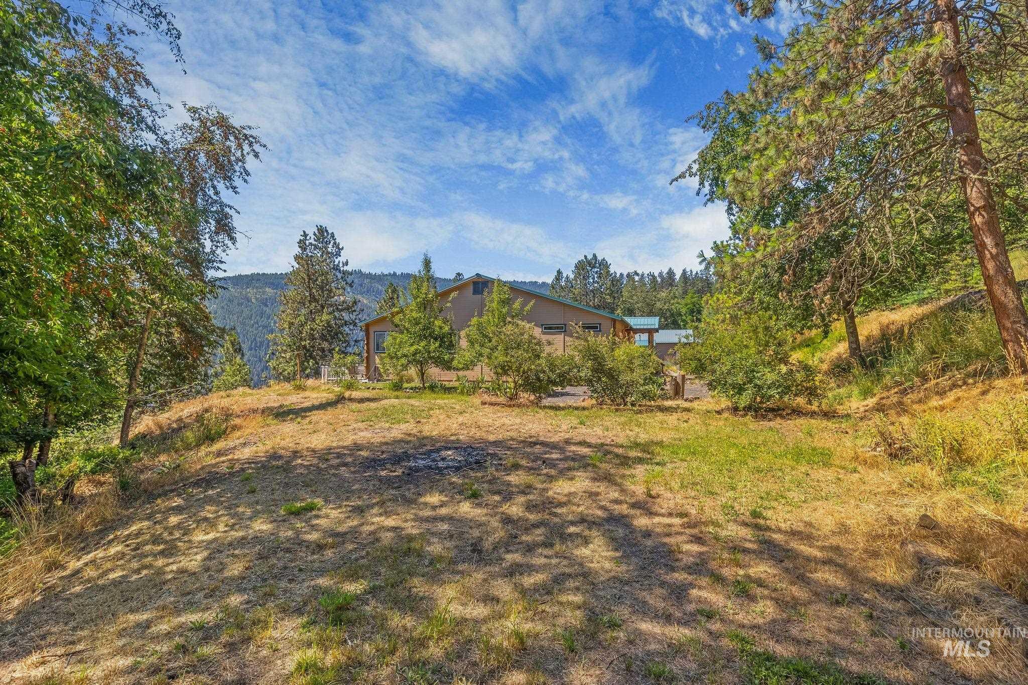 809 River Pointe Lane, Lenore, Idaho 83541, 2 Bedrooms, 2 Bathrooms, Residential For Sale, Price $995,000, 98982553