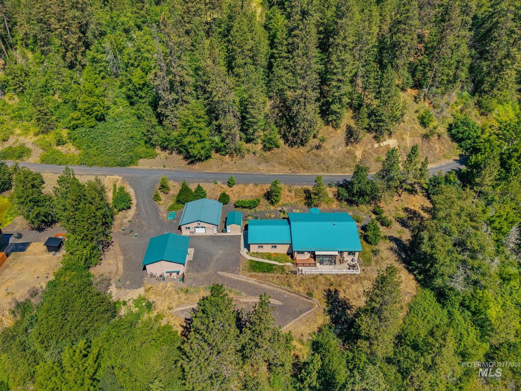 809 River Pointe Lane, Lenore, Idaho 83541, 2 Bedrooms, 2 Bathrooms, Residential For Sale, Price $995,000, 98982553