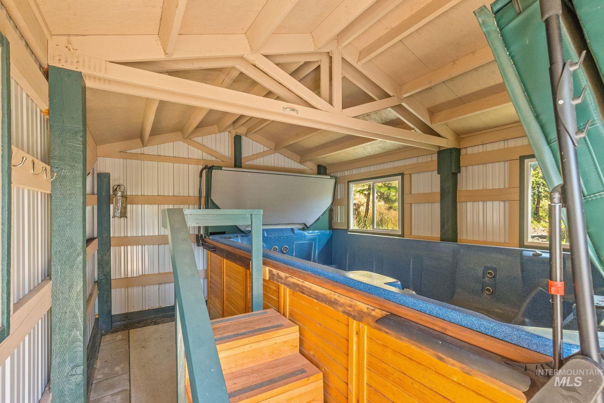 809 River Pointe Lane, Lenore, Idaho 83541, 2 Bedrooms, 2 Bathrooms, Residential For Sale, Price $995,000, 98982553