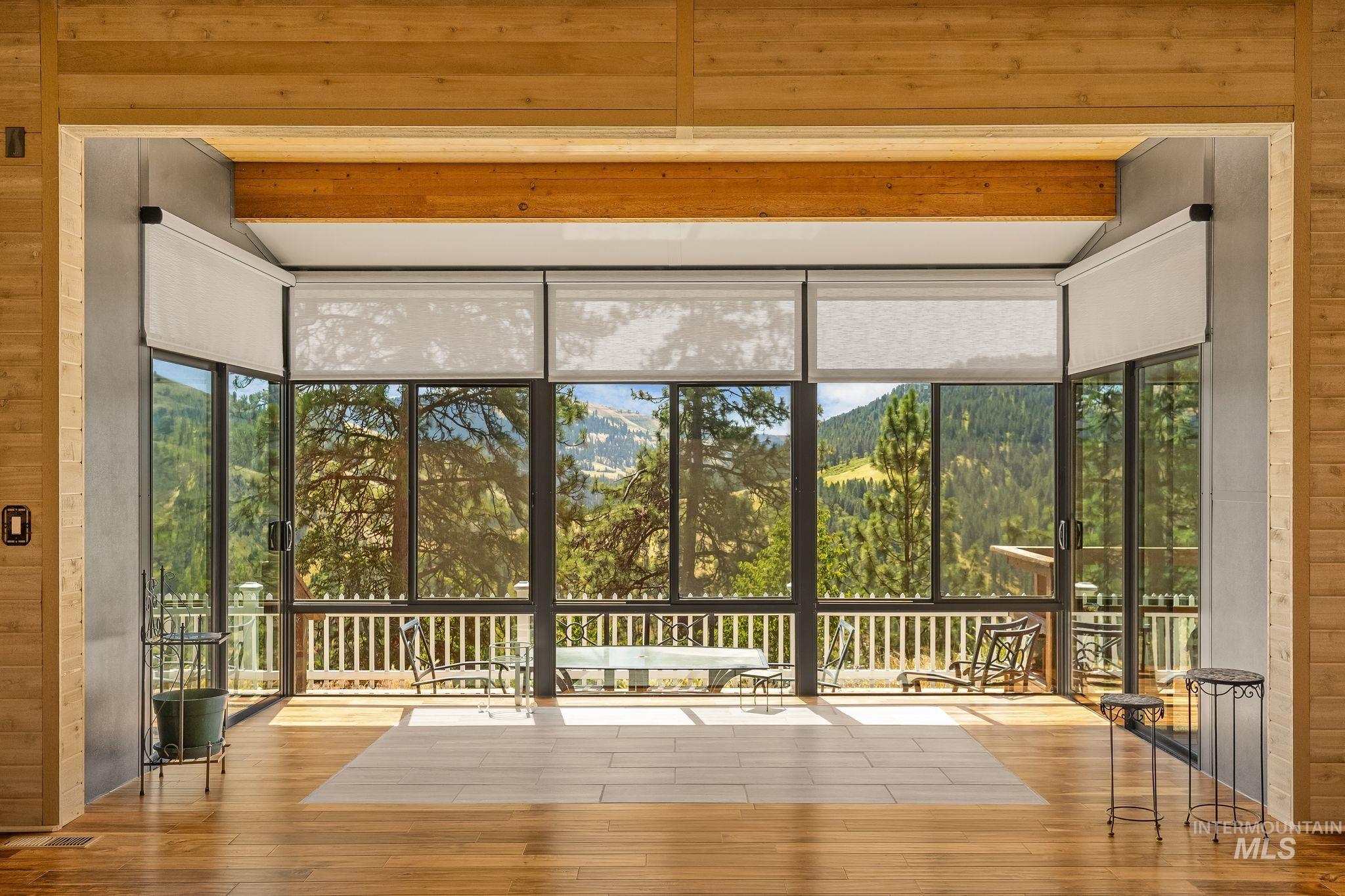 809 River Pointe Lane, Lenore, Idaho 83541, 2 Bedrooms, 2 Bathrooms, Residential For Sale, Price $995,000, 98982553