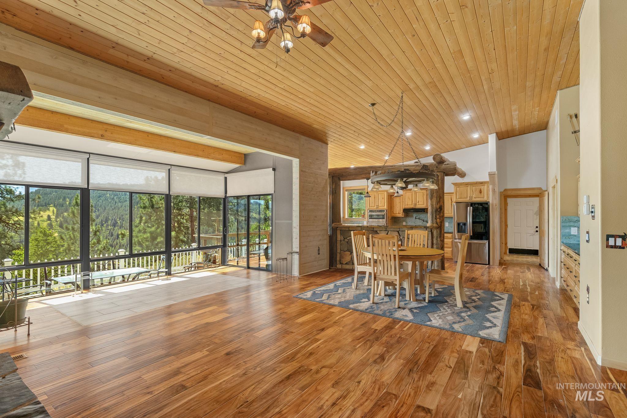 809 River Pointe Lane, Lenore, Idaho 83541, 2 Bedrooms, 2 Bathrooms, Residential For Sale, Price $995,000, 98982553