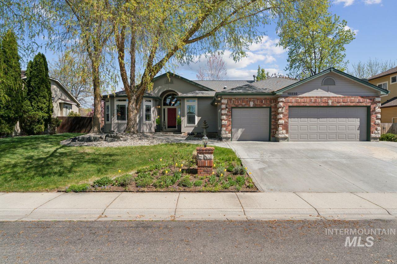 10220 N Palisades Way, Boise, Idaho 83714-9503, 3 Bedrooms, 2 Bathrooms, Residential For Sale, Price $629,000, 98982554