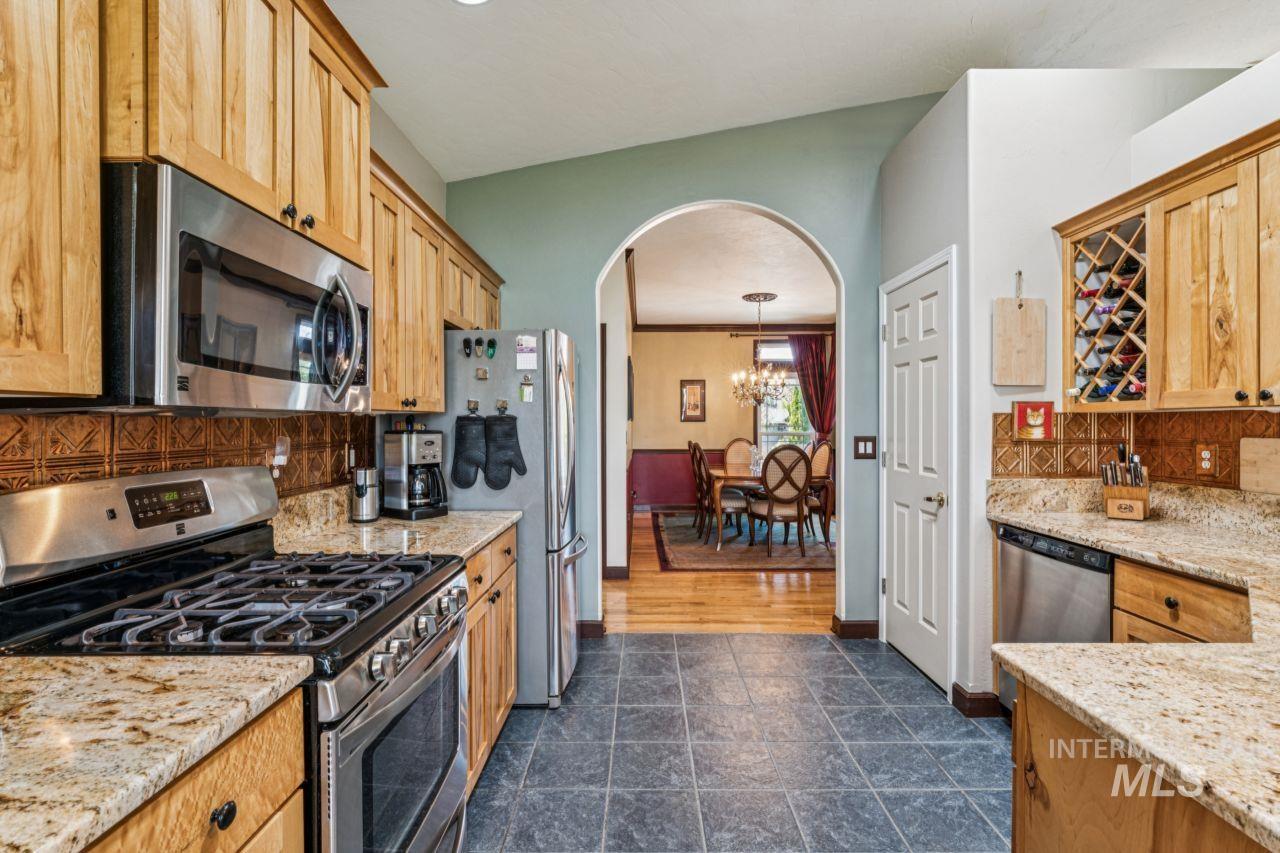 10220 N Palisades Way, Boise, Idaho 83714-9503, 3 Bedrooms, 2 Bathrooms, Residential For Sale, Price $629,000, 98982554