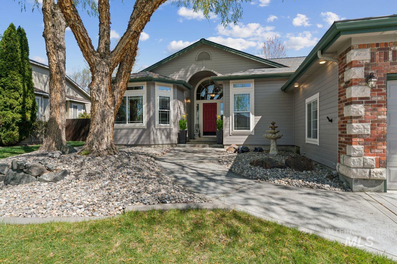 10220 N Palisades Way, Boise, Idaho 83714-9503, 3 Bedrooms, 2 Bathrooms, Residential For Sale, Price $629,000, 98982554