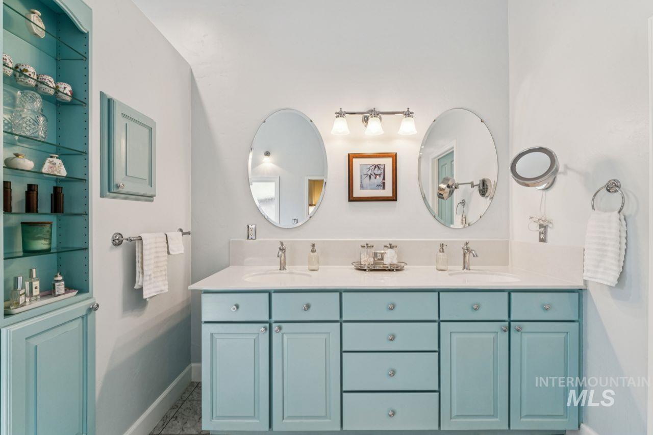 10220 N Palisades Way, Boise, Idaho 83714-9503, 3 Bedrooms, 2 Bathrooms, Residential For Sale, Price $629,000, 98982554