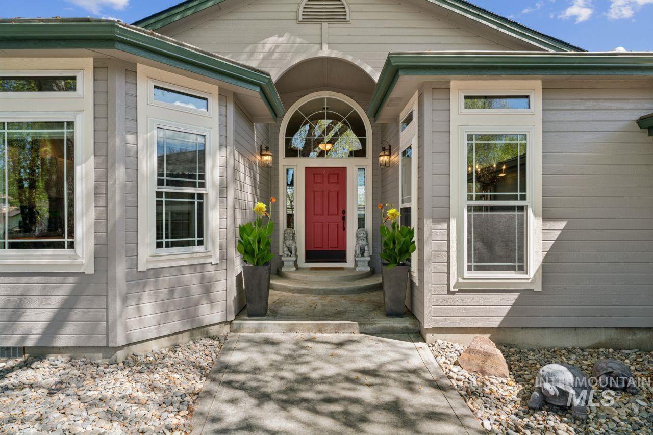 10220 N Palisades Way, Boise, Idaho 83714-9503, 3 Bedrooms, 2 Bathrooms, Residential For Sale, Price $629,000, 98982554