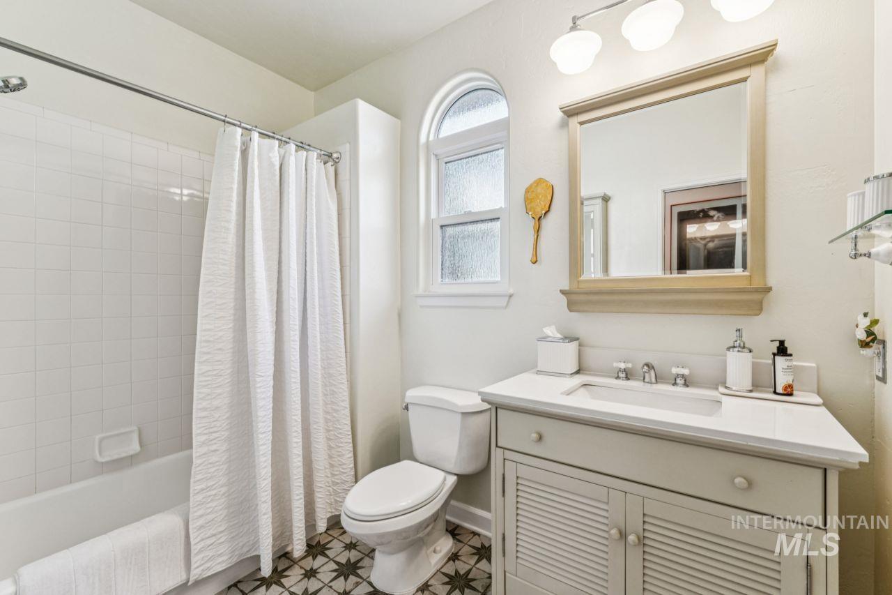 10220 N Palisades Way, Boise, Idaho 83714-9503, 3 Bedrooms, 2 Bathrooms, Residential For Sale, Price $629,000, 98982554