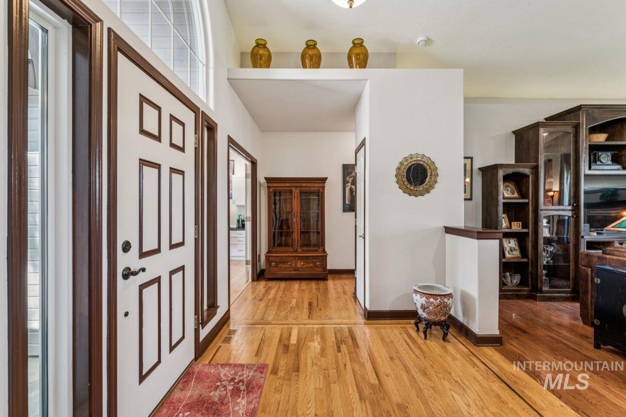 10220 N Palisades Way, Boise, Idaho 83714-9503, 3 Bedrooms, 2 Bathrooms, Residential For Sale, Price $629,000, 98982554