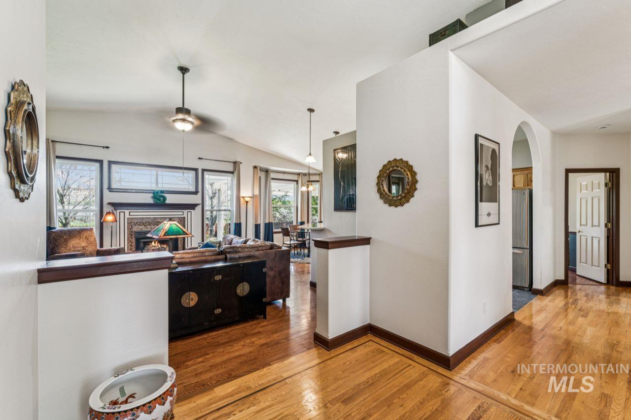 10220 N Palisades Way, Boise, Idaho 83714-9503, 3 Bedrooms, 2 Bathrooms, Residential For Sale, Price $629,000, 98982554