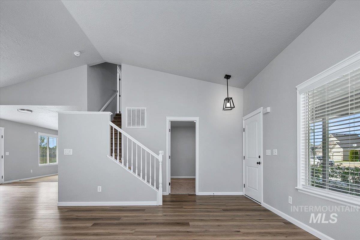 1741 W Quiet Peak St., Meridian, Idaho 83642, 4 Bedrooms, 2.5 Bathrooms, Residential For Sale, Price $509,000,MLS 98982555
