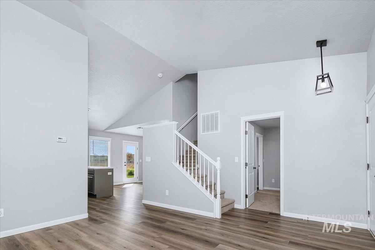 1741 W Quiet Peak St., Meridian, Idaho 83642, 4 Bedrooms, 2.5 Bathrooms, Residential For Sale, Price $509,000,MLS 98982555