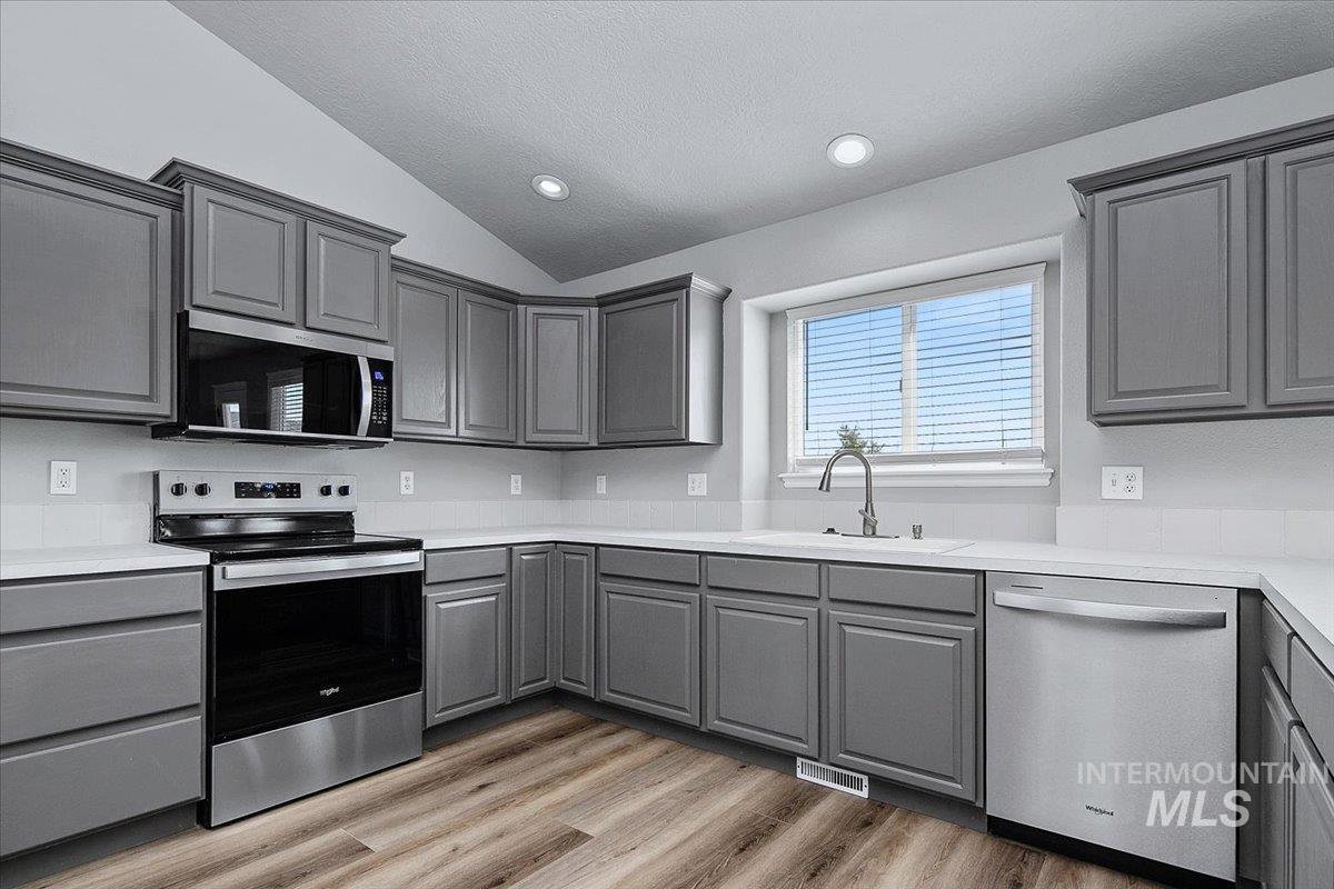1741 W Quiet Peak St., Meridian, Idaho 83642, 4 Bedrooms, 2.5 Bathrooms, Residential For Sale, Price $509,000,MLS 98982555