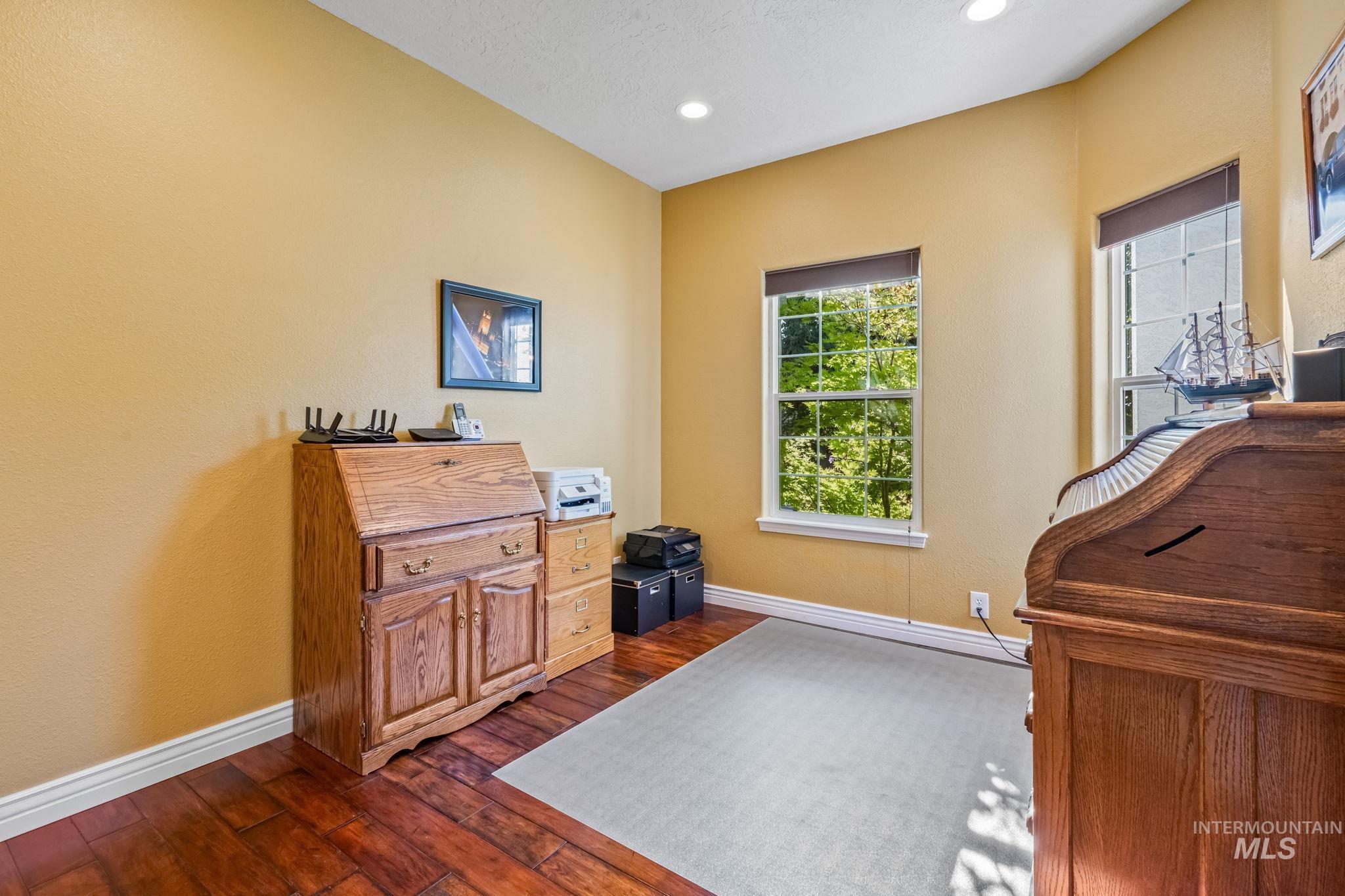 1820 N Princeton Way, Eagle, Idaho 83616, 4 Bedrooms, 2.5 Bathrooms, Residential For Sale, Price $754,800, 98982556