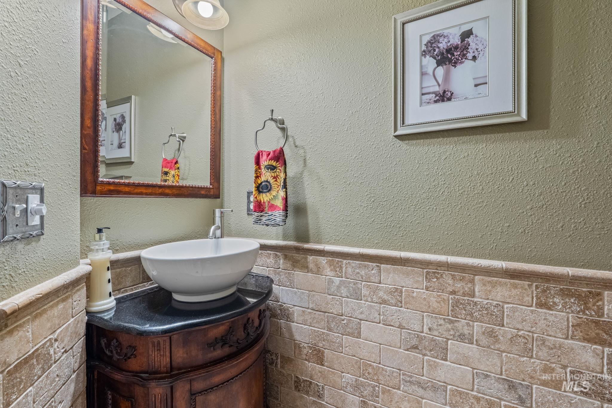 1820 N Princeton Way, Eagle, Idaho 83616, 4 Bedrooms, 2.5 Bathrooms, Residential For Sale, Price $754,800, 98982556