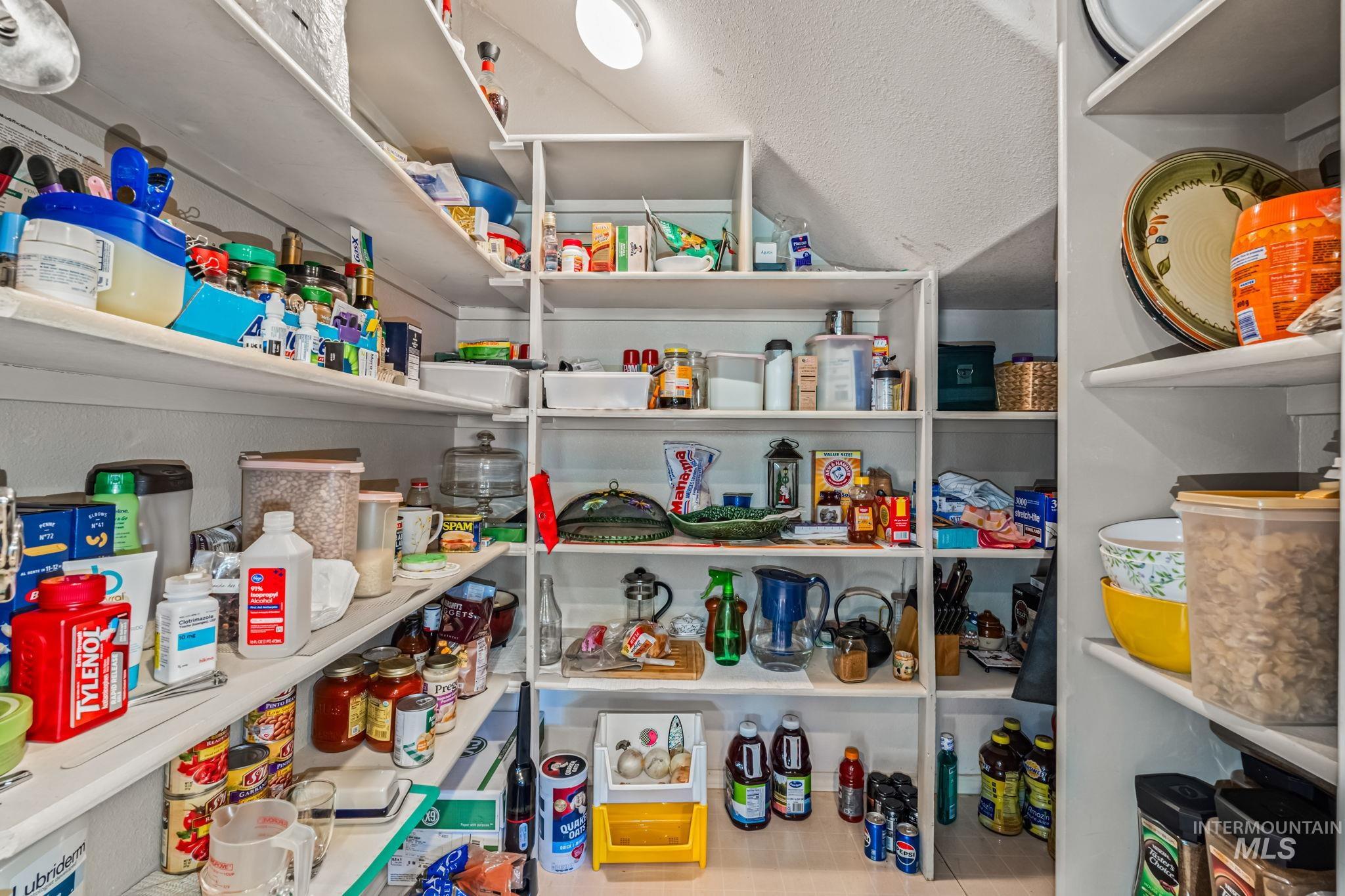 1820 N Princeton Way, Eagle, Idaho 83616, 4 Bedrooms, 2.5 Bathrooms, Residential For Sale, Price $754,800, 98982556