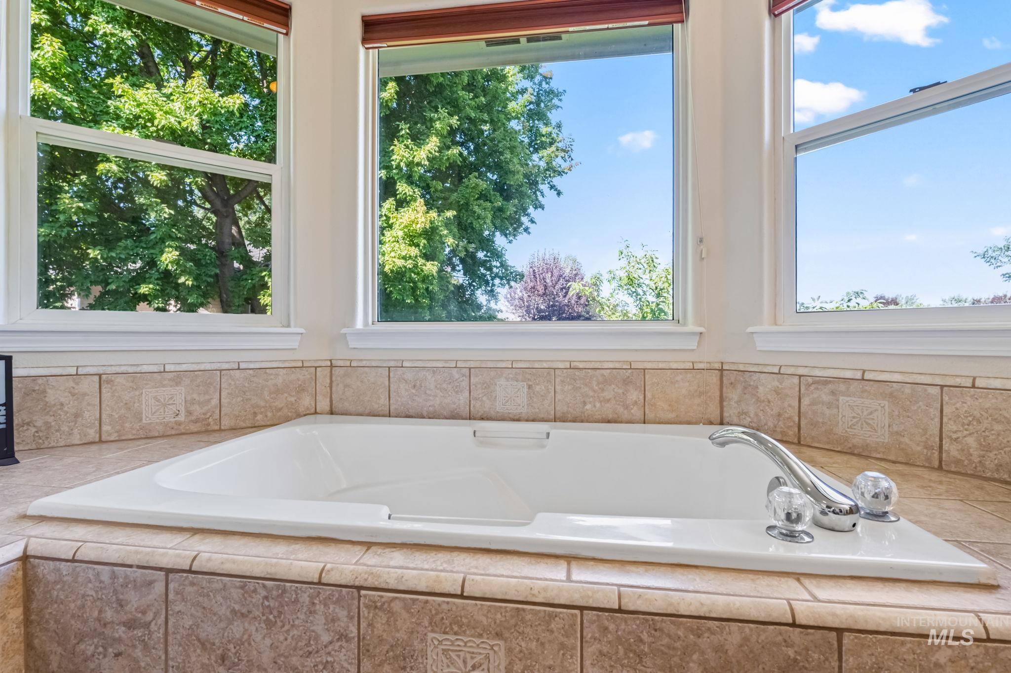 1820 N Princeton Way, Eagle, Idaho 83616, 4 Bedrooms, 2.5 Bathrooms, Residential For Sale, Price $754,800, 98982556