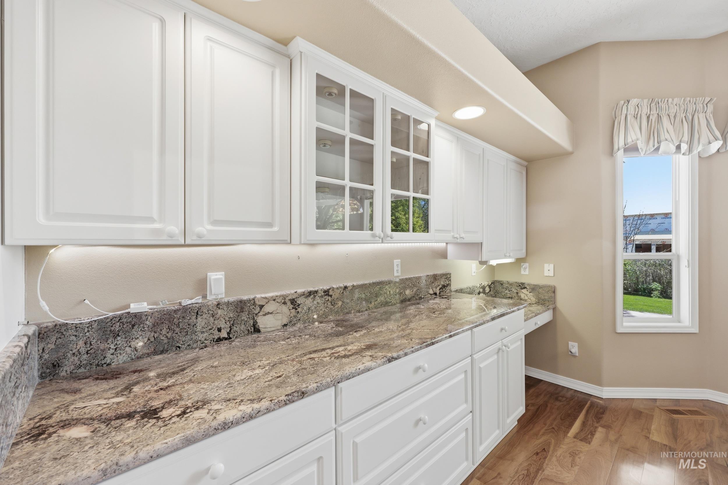 2319 E Skokie Court, Eagle, Idaho 83616, 4 Bedrooms, 2 Bathrooms, Residential For Sale, Price $675,000,MLS 98982559