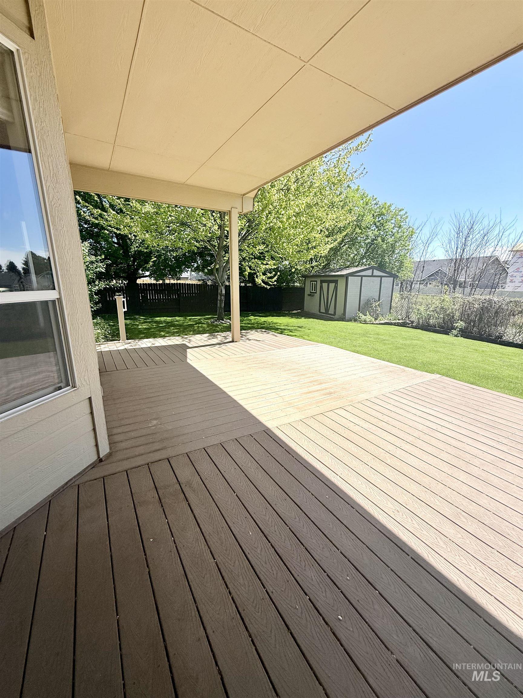 2319 E Skokie Court, Eagle, Idaho 83616, 4 Bedrooms, 2 Bathrooms, Residential For Sale, Price $675,000,MLS 98982559