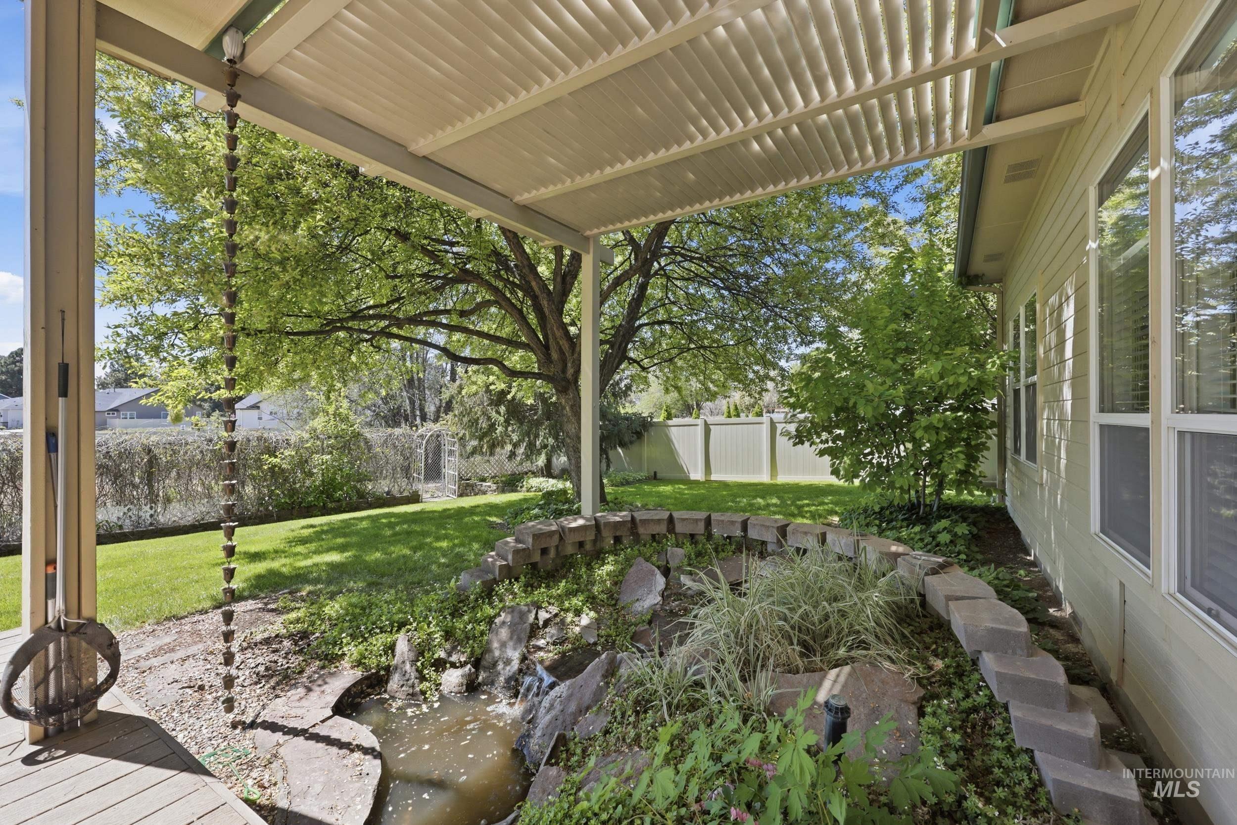 2319 E Skokie Court, Eagle, Idaho 83616, 4 Bedrooms, 2 Bathrooms, Residential For Sale, Price $675,000,MLS 98982559