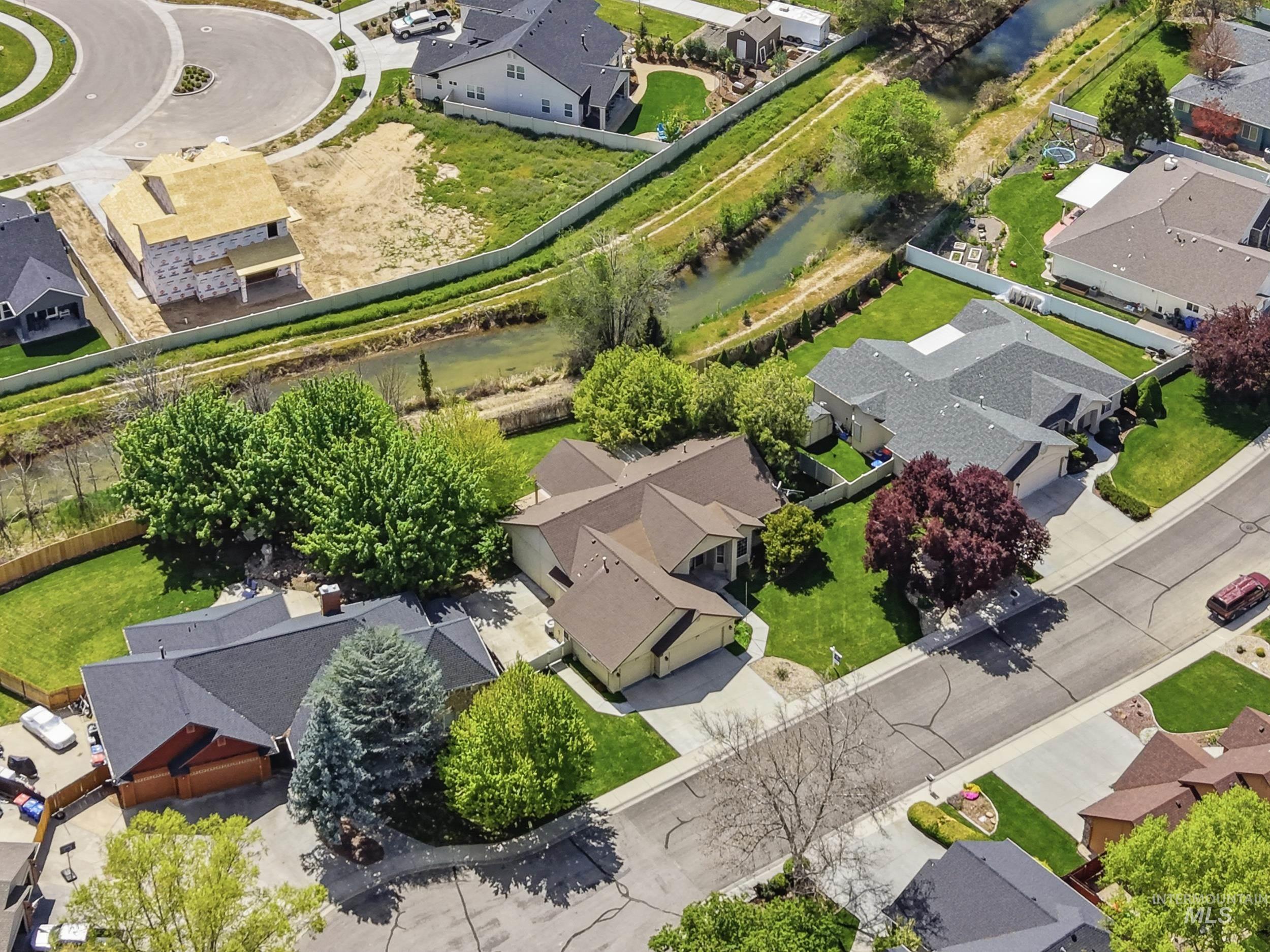 2319 E Skokie Court, Eagle, Idaho 83616, 4 Bedrooms, 2 Bathrooms, Residential For Sale, Price $675,000,MLS 98982559