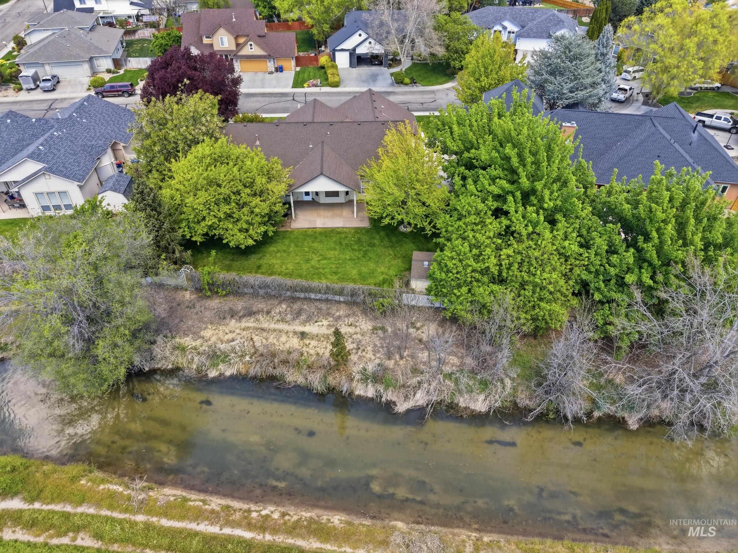 2319 E Skokie Court, Eagle, Idaho 83616, 4 Bedrooms, 2 Bathrooms, Residential For Sale, Price $675,000,MLS 98982559