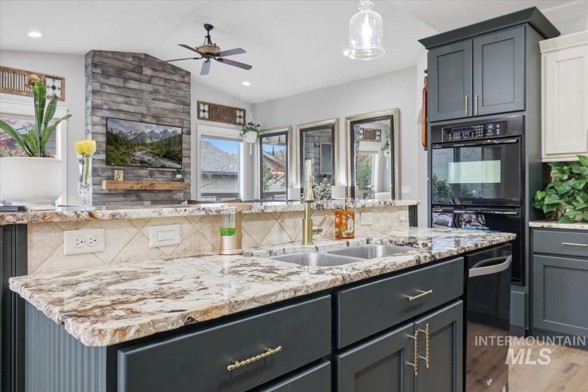 17747 N Vantage, Boise, Idaho 83714, 3 Bedrooms, 2.5 Bathrooms, Residential For Sale, Price $729,000, 98982560