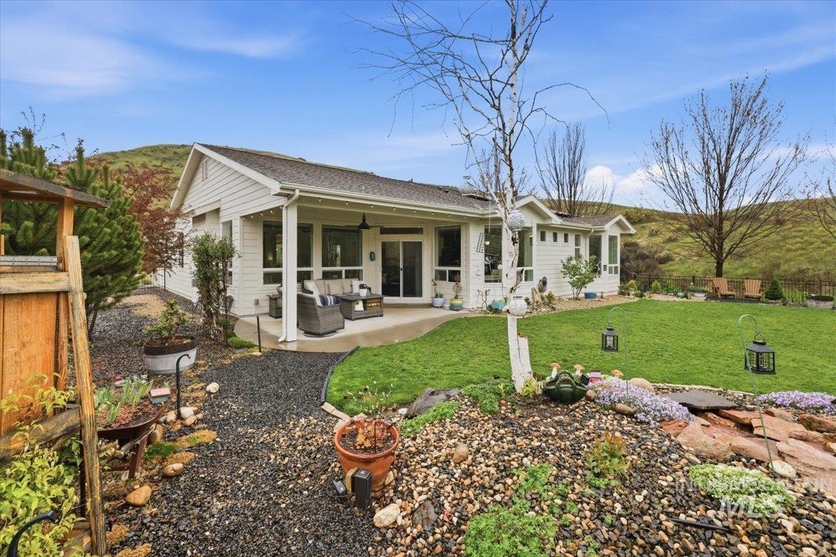 17747 N Vantage, Boise, Idaho 83714, 3 Bedrooms, 2.5 Bathrooms, Residential For Sale, Price $729,000, 98982560