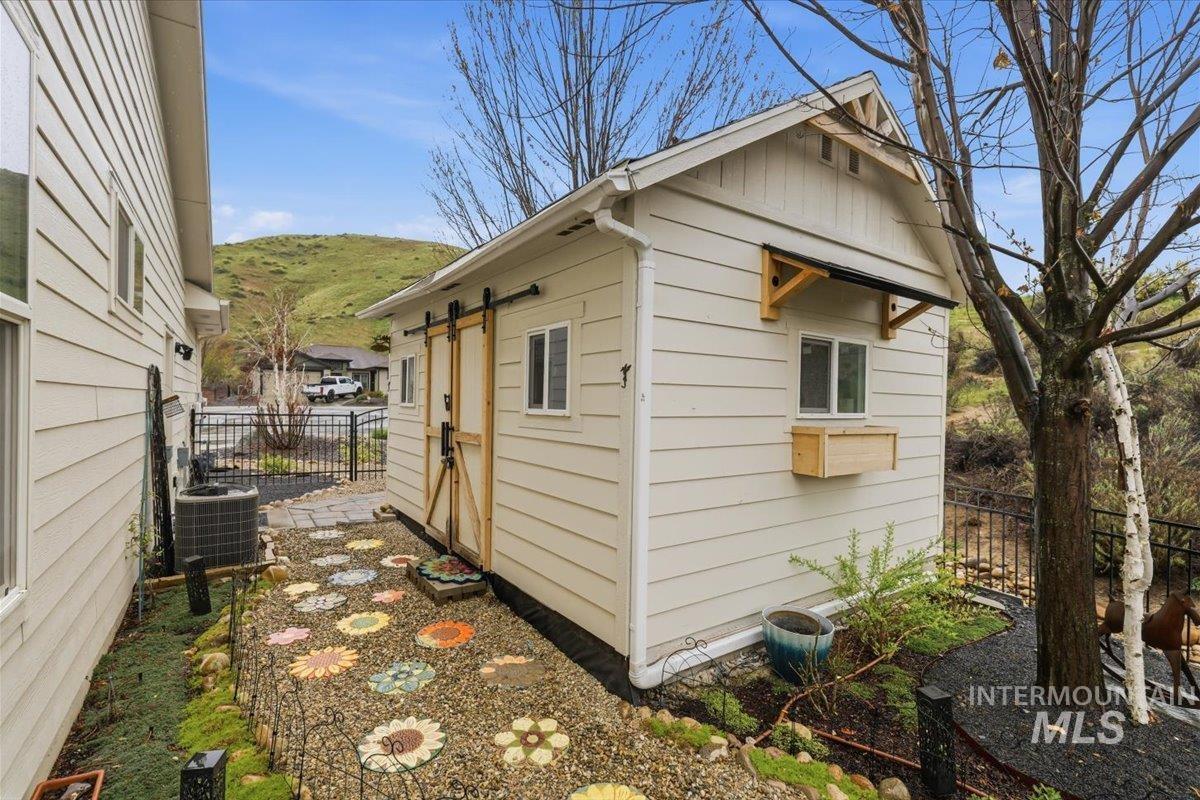 17747 N Vantage, Boise, Idaho 83714, 3 Bedrooms, 2.5 Bathrooms, Residential For Sale, Price $729,000, 98982560