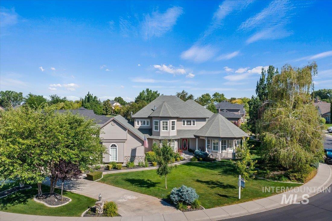 529 W Bayhill, Nampa, Idaho 83686, 4 Bedrooms, 2.5 Bathrooms, Residential For Sale, Price $795,000,MLS 98982563
