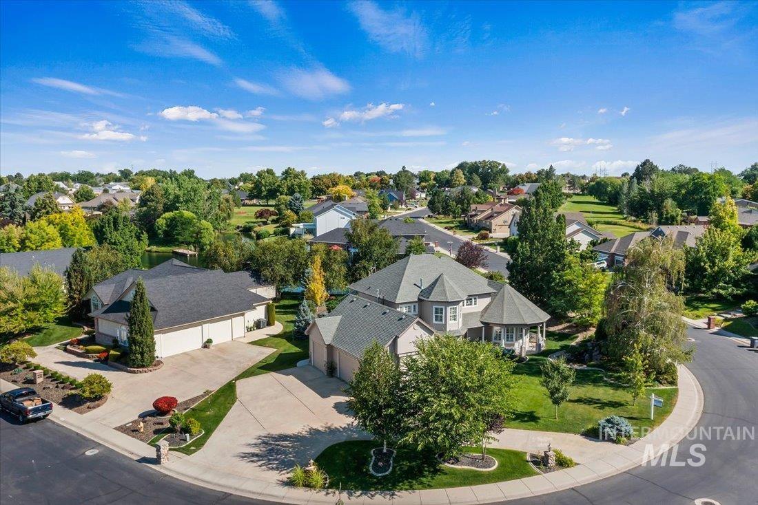 529 W Bayhill, Nampa, Idaho 83686, 4 Bedrooms, 2.5 Bathrooms, Residential For Sale, Price $795,000,MLS 98982563