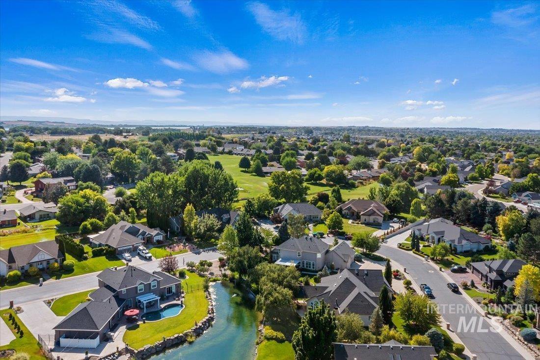 529 W Bayhill, Nampa, Idaho 83686, 4 Bedrooms, 2.5 Bathrooms, Residential For Sale, Price $795,000,MLS 98982563