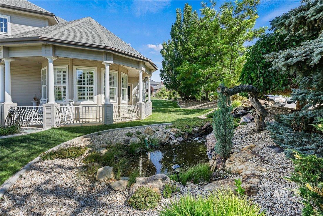 529 W Bayhill, Nampa, Idaho 83686, 4 Bedrooms, 2.5 Bathrooms, Residential For Sale, Price $795,000,MLS 98982563