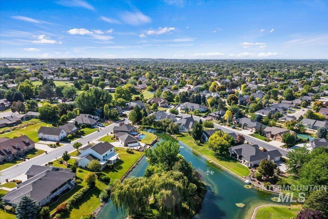 529 W Bayhill, Nampa, Idaho 83686, 4 Bedrooms, 2.5 Bathrooms, Residential For Sale, Price $795,000,MLS 98982563